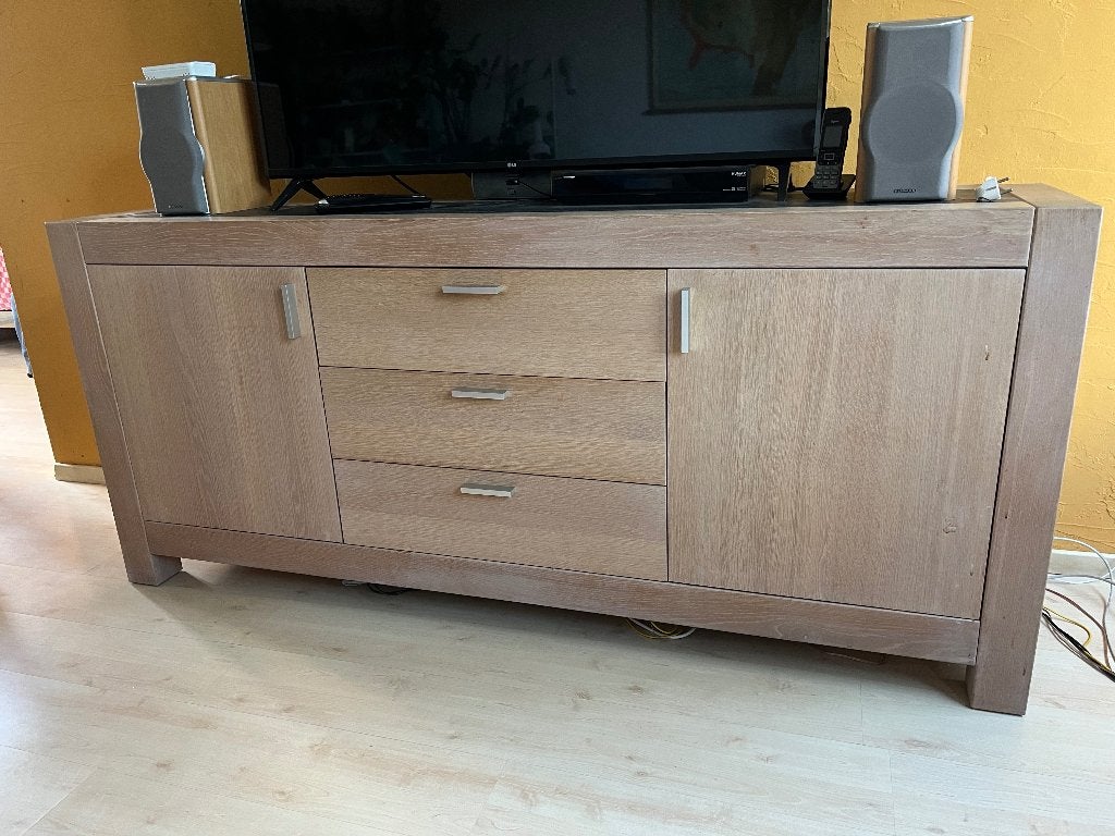Massief licht houten dressoir met donkere leisteen bovenop, Ophalen, Gebruikt, Eikenhout, Met lade(s)