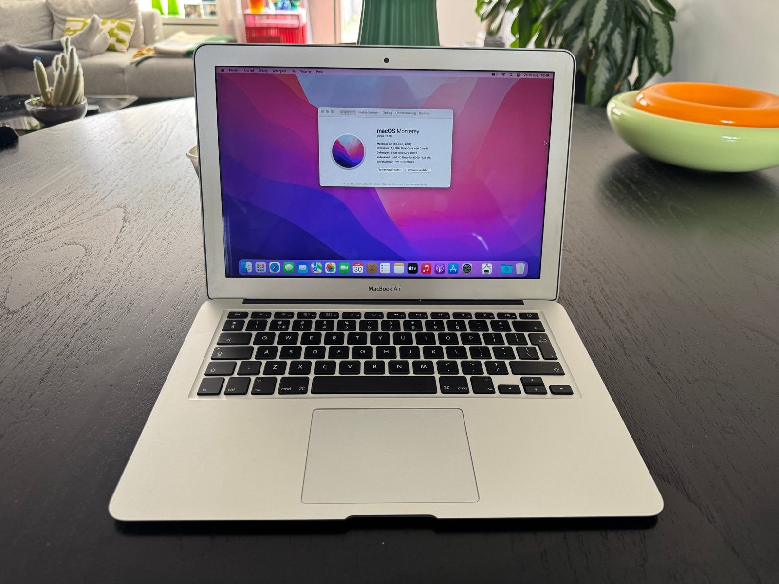 MacBook Air 13-inch (2017) - macOS Monterey, Computers en Software, Apple Macbooks, Gebruikt, Qwerty, 8 GB, 13 inch