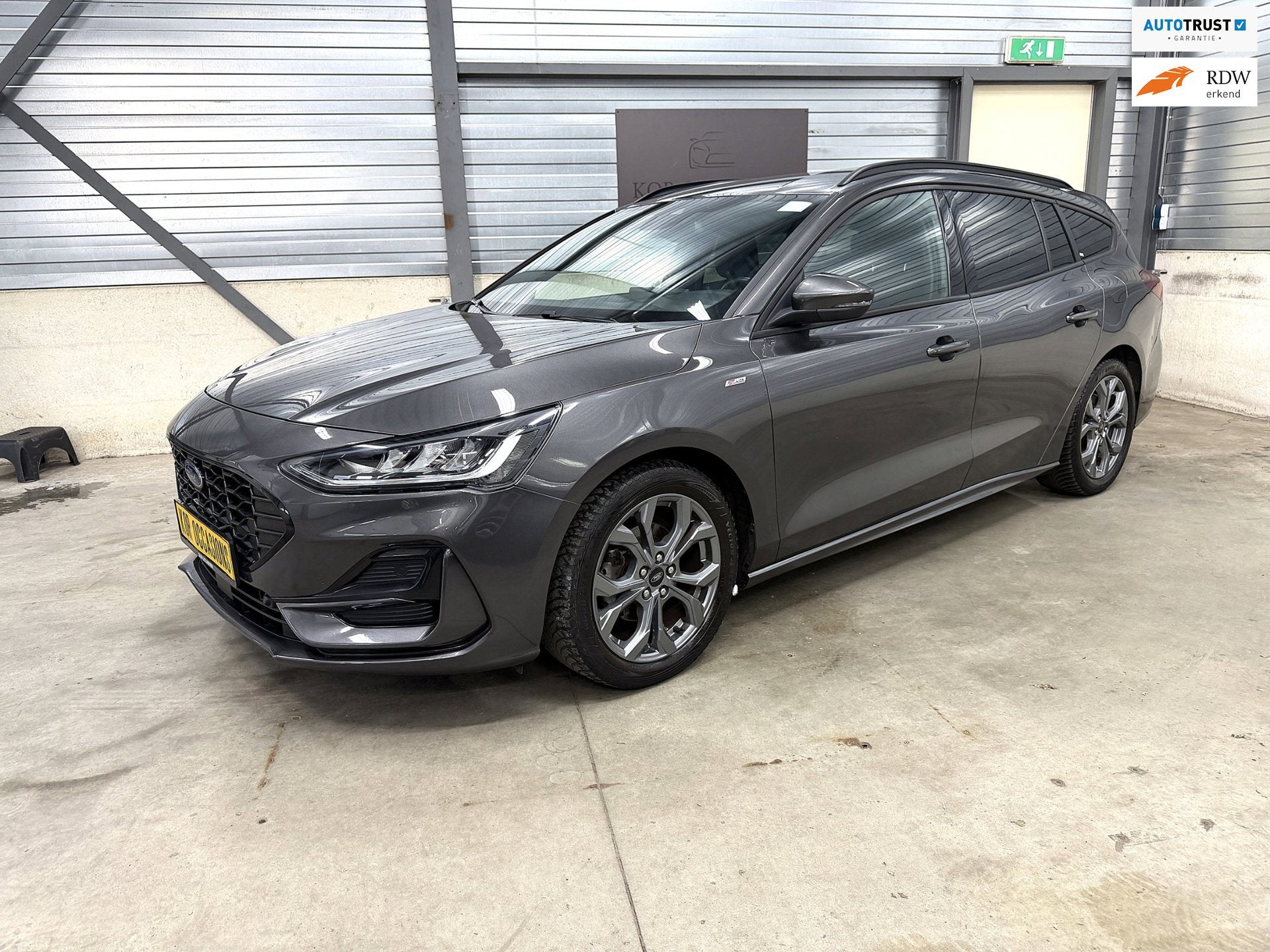 Ford Focus Wagon 1.0 EcoBoost Hybrid ST Line X 1ste eigenaar, 1349 kg, Gebruikt, Zwart, Automatische klimaatregeling