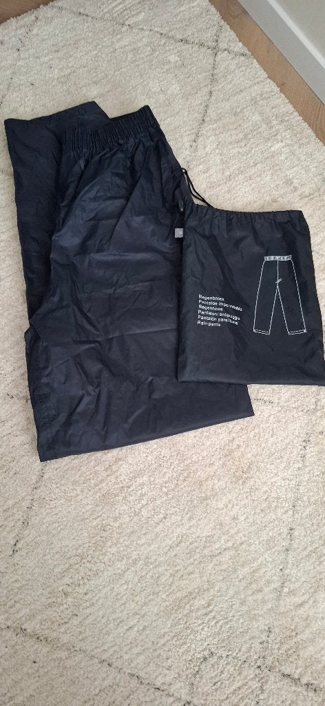 Nieuwe HEMA regenbroek maat M unisex, Ophalen of Verzenden, Nieuw, Regenbroek, Dames