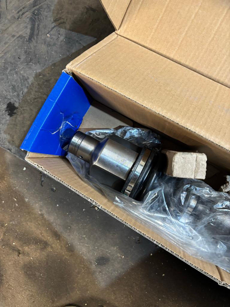 Aandrijfas Volvo V40 - Nieuw, Ophalen of Verzenden, Nieuw, Volvo
