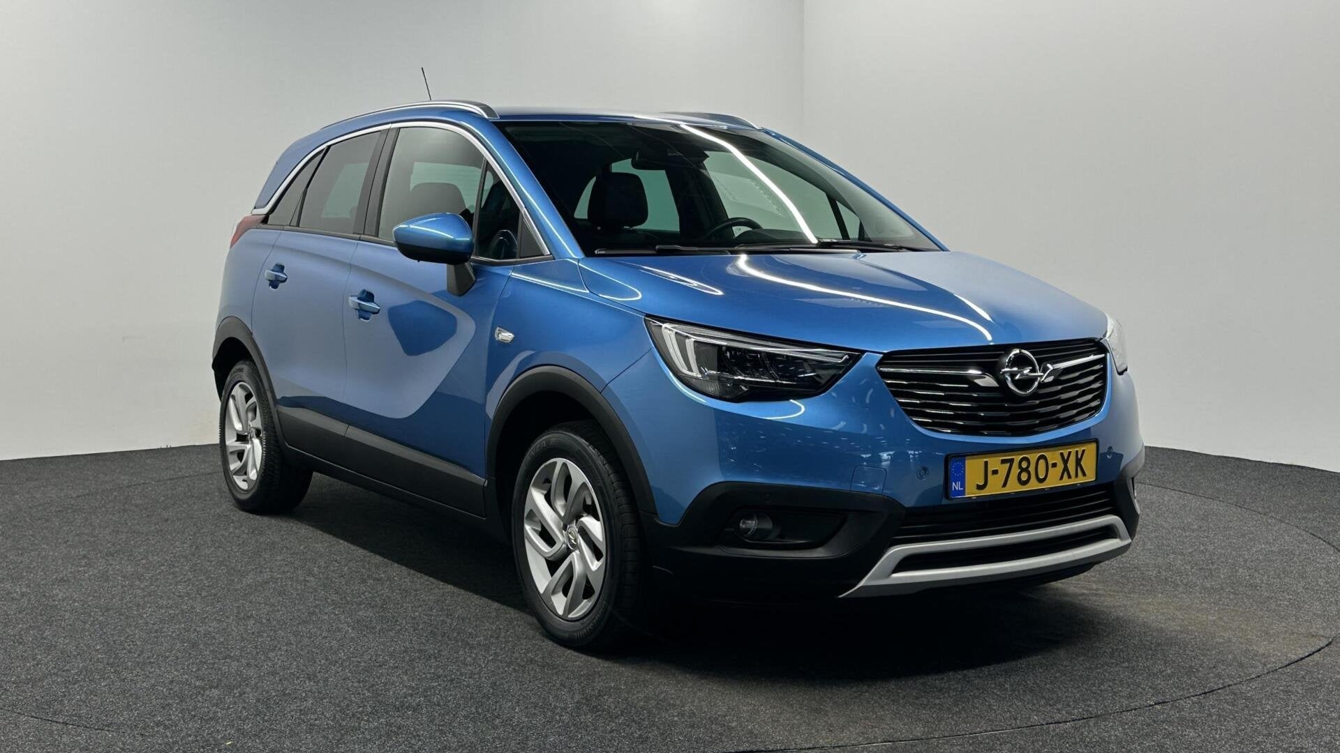 Opel Crossland X 1.2 Turbo Innovation CAMERA ECC LM NAVI CAR, Auto's, Voorwielaandrijving, Gebruikt, Euro 6, 1199 cc