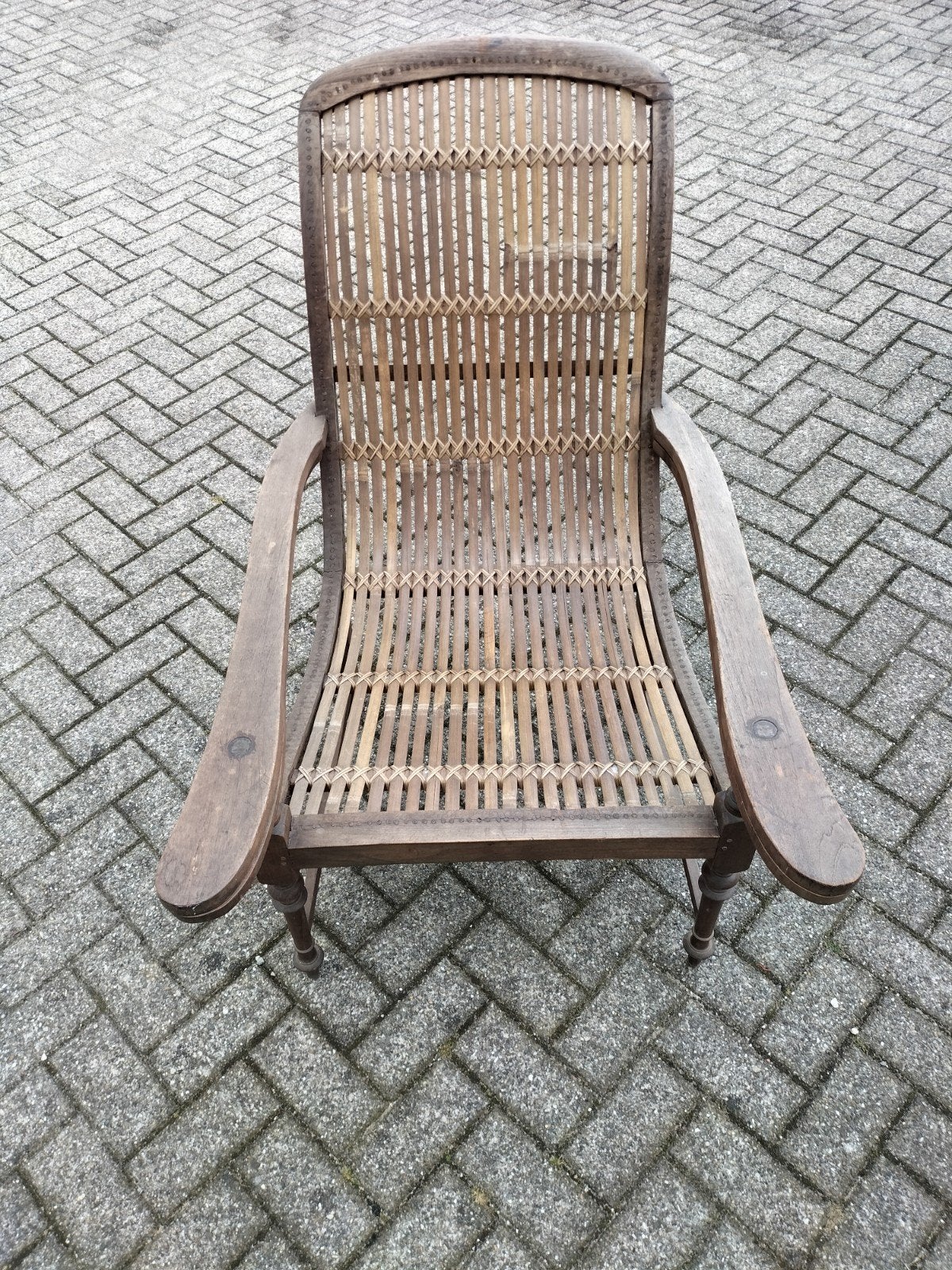 koloniale Hollandse plantagestoel, Ophalen