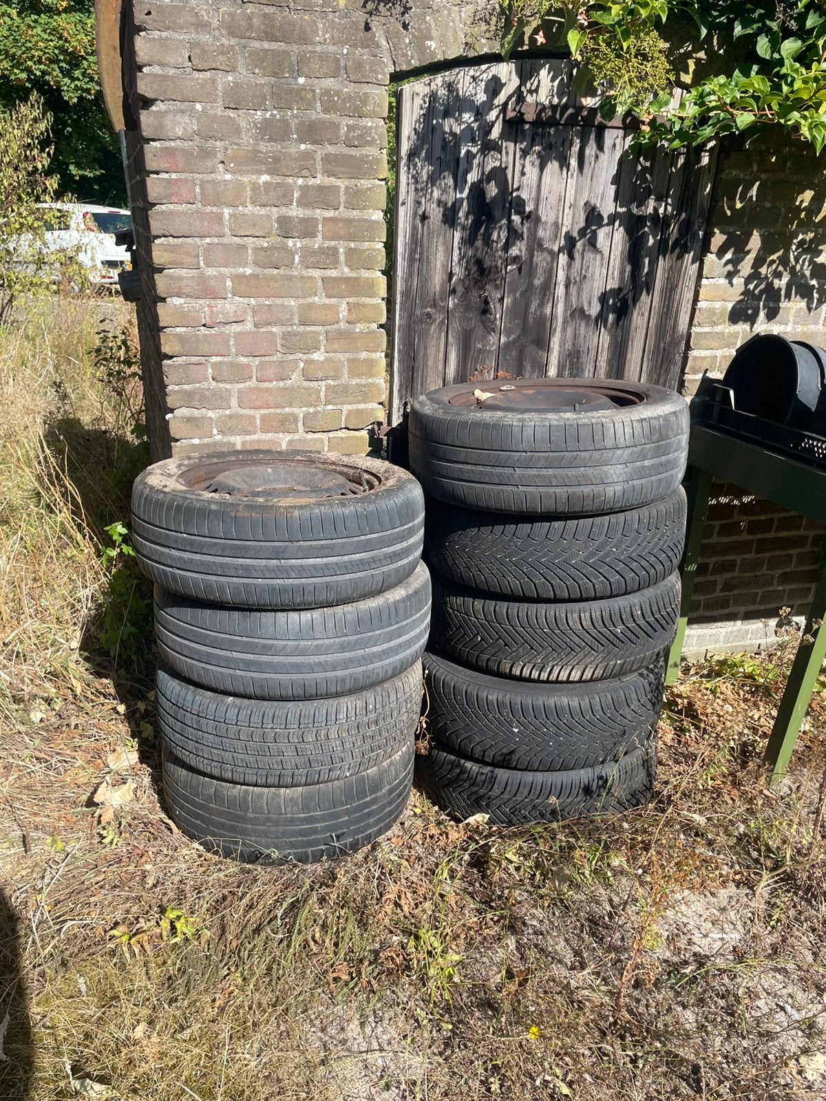 10 gratis banden op velg, Auto diversen, Autosport-onderdelen, Ophalen, Gebruikt