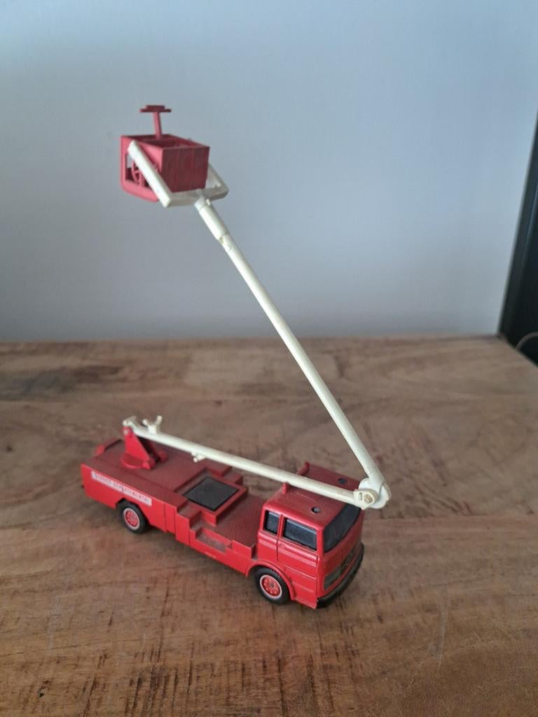 Solido model mercedes brandweerauto, Solido, Gebruikt, Frankrijk, Ophalen of Verzenden