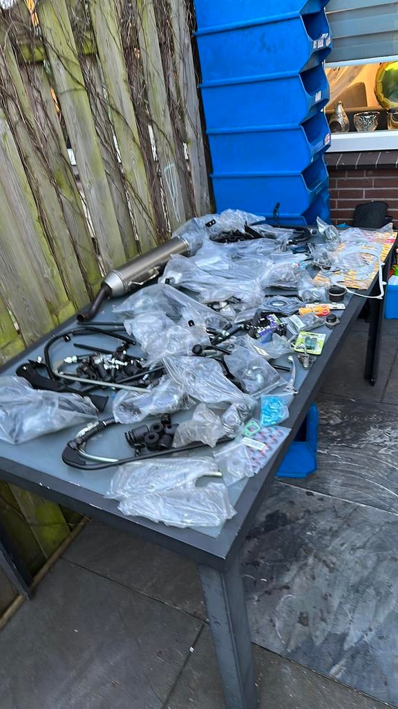 Partij scooter onderdelen, Ophalen, Zo goed als nieuw, Overige typen, Overige merken