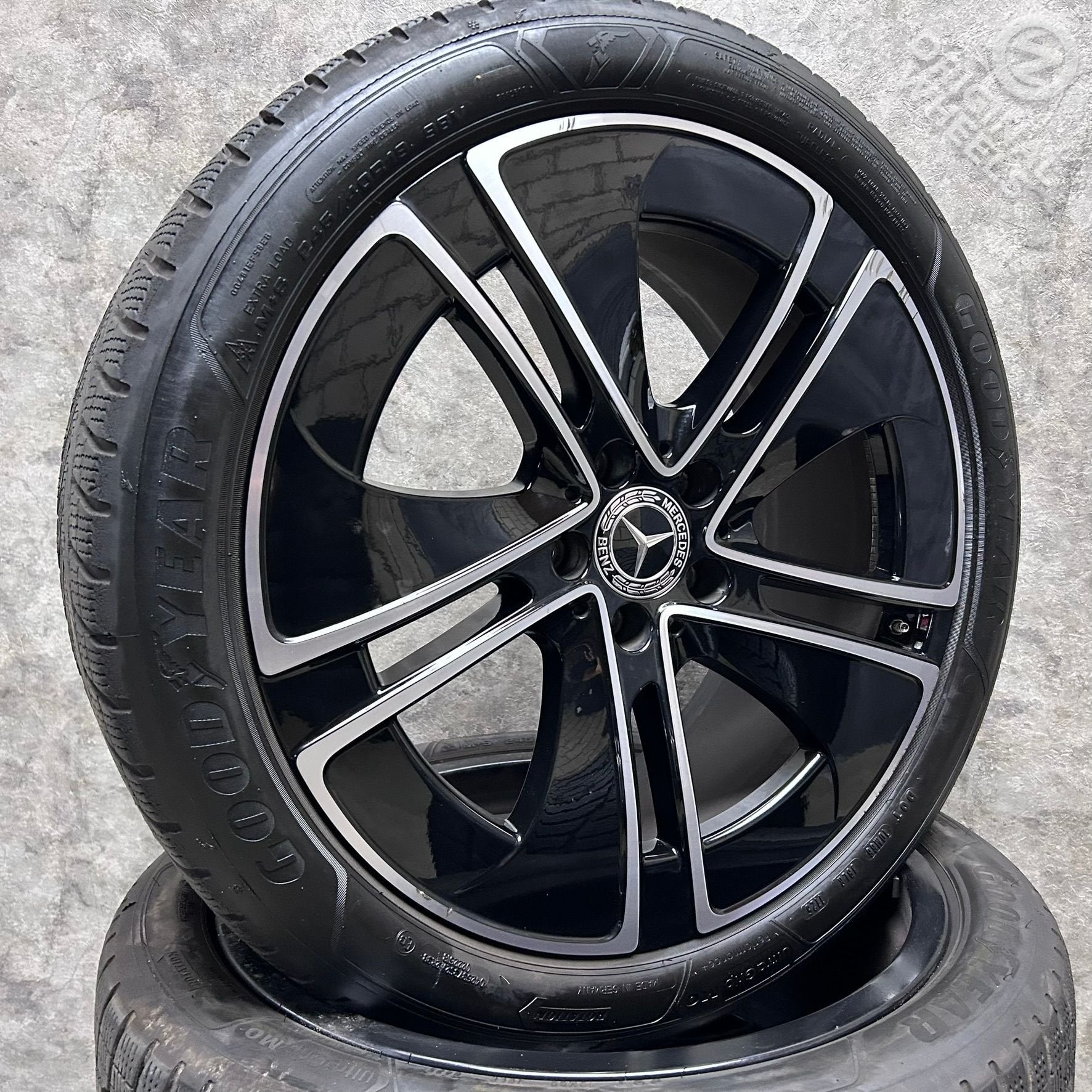 19 inch originele velgen + winterbanden Mercedes CLE A236401, Auto-onderdelen, Banden en Velgen, 19 inch, -, -, Banden en Velgen