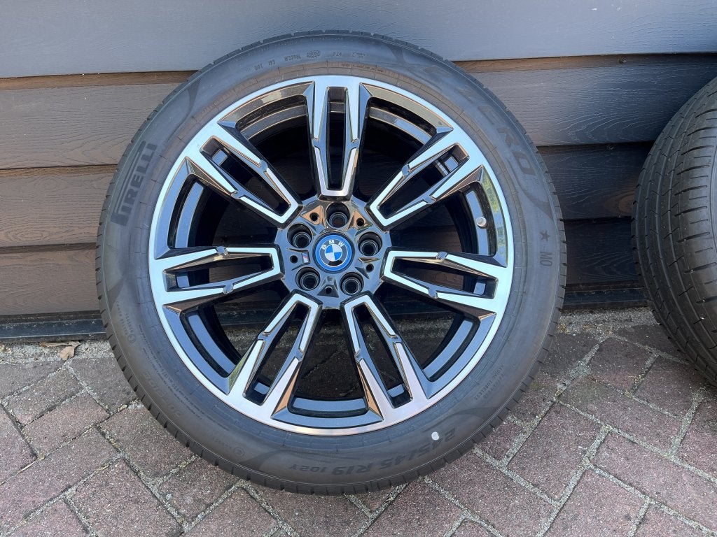 Nieuwe 19 inch Styling 935 M BMW 5 serie i5 / G60 G61 /BREED