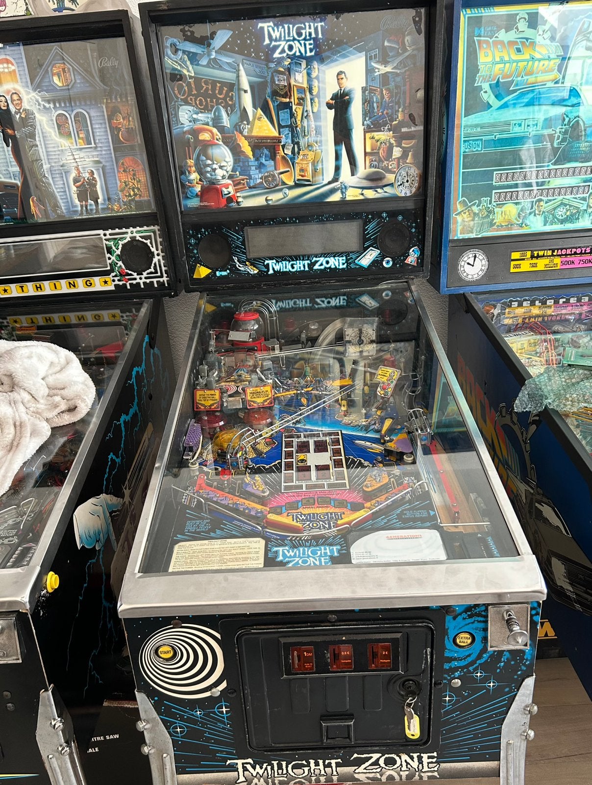Prachtige twilight zone flipperkast met color display, Verzamelen, Automaten | Flipperkasten, Ophalen, Zo goed als nieuw, Dot-matrix