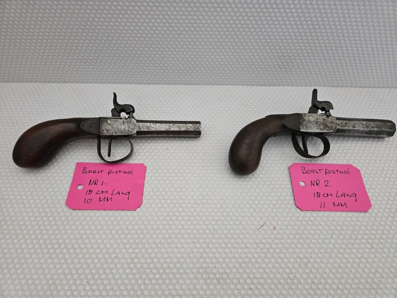 2 stuks Borstpistooltjes., Ophalen of Verzenden, Landmacht, Nederland