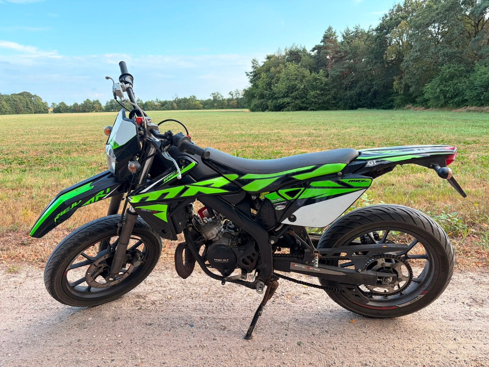 Schakelbrommer Rieju MRT 50 bwj 2023, Ophalen, Maximaal 45 km/u, 50 cc, 6 versnellingen