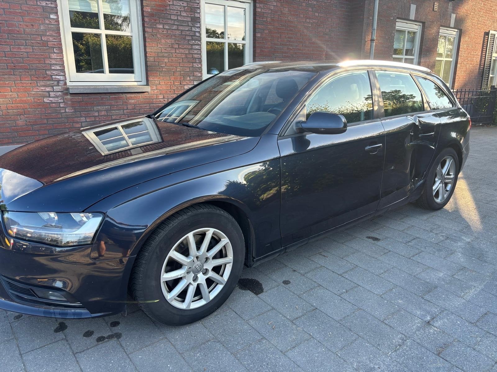 Audi A4 1.8TFSI 125KW Avant Multitr. 2012 Blauw, Auto's, 4 cilinders, A4, Origineel Nederlands, Stationwagon