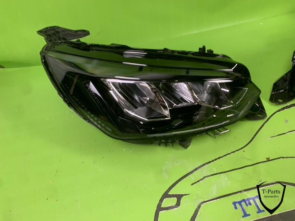 peugeot 208 koplamp links rechts NIEUW, Taurusavenue 1
2132 LS  Hoofddorp, NL, Contact.group@renault.com, Stellantis N.V., Nieuw