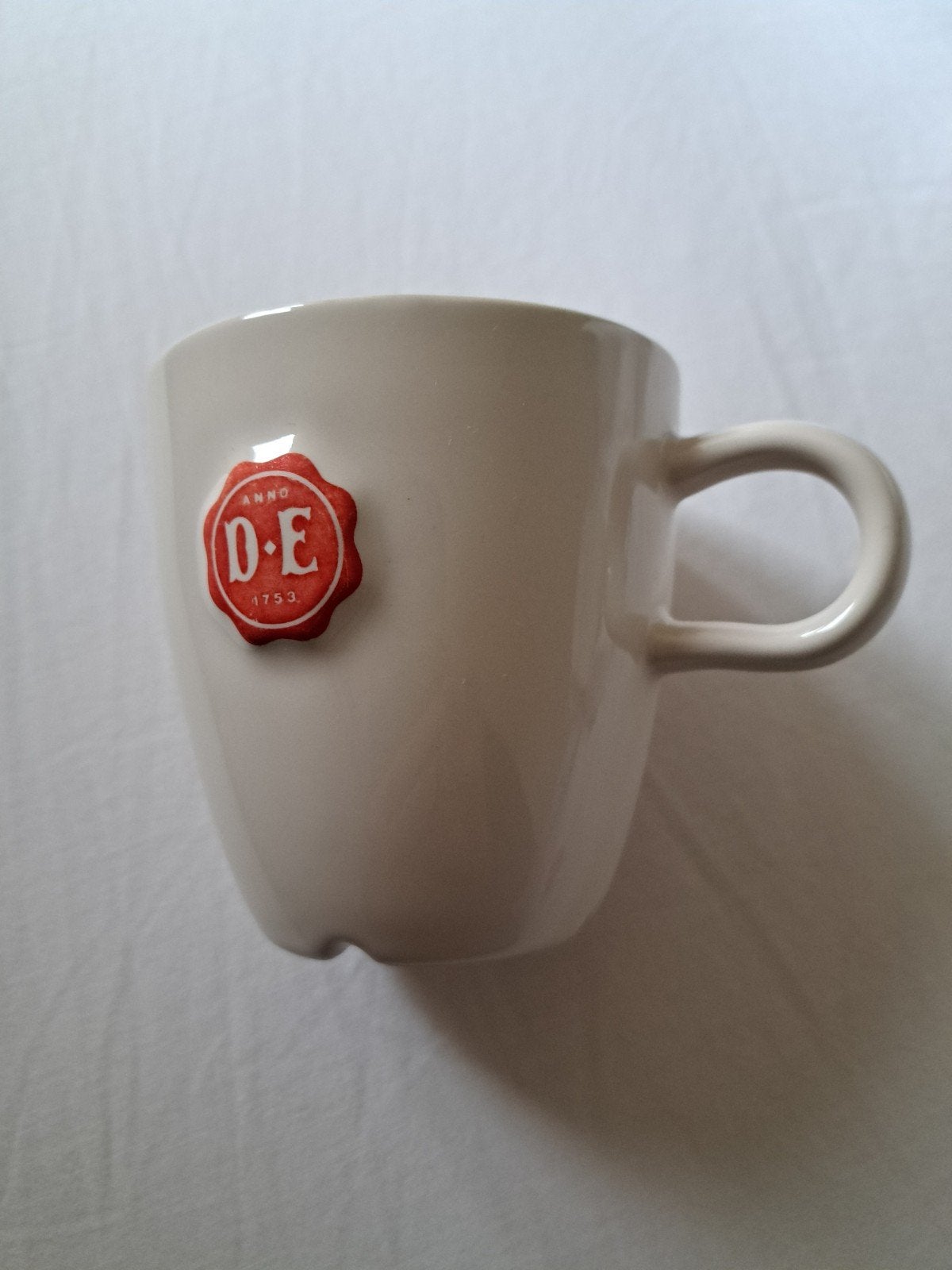 DE koffiemok koffiebeker in nieuw staat merk Royal Raja, Nieuw, Ophalen of Verzenden, Overige stijlen, Kop(pen) en/of Schotel(s)