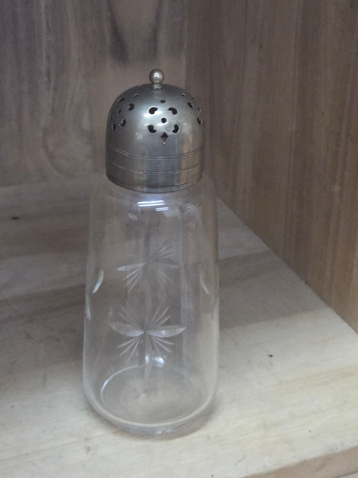 Antieke glazen strooier met zilveren dop, Ophalen of Verzenden