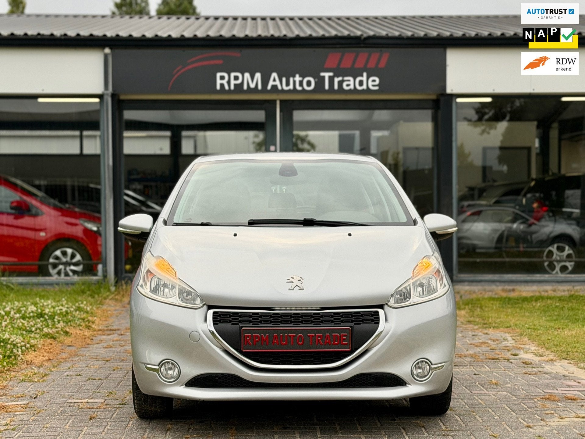 Peugeot 208 1.2 VTi Envy, Auto's, Peugeot, Voorwielaandrijving, Euro 5, Stof, Gebruikt