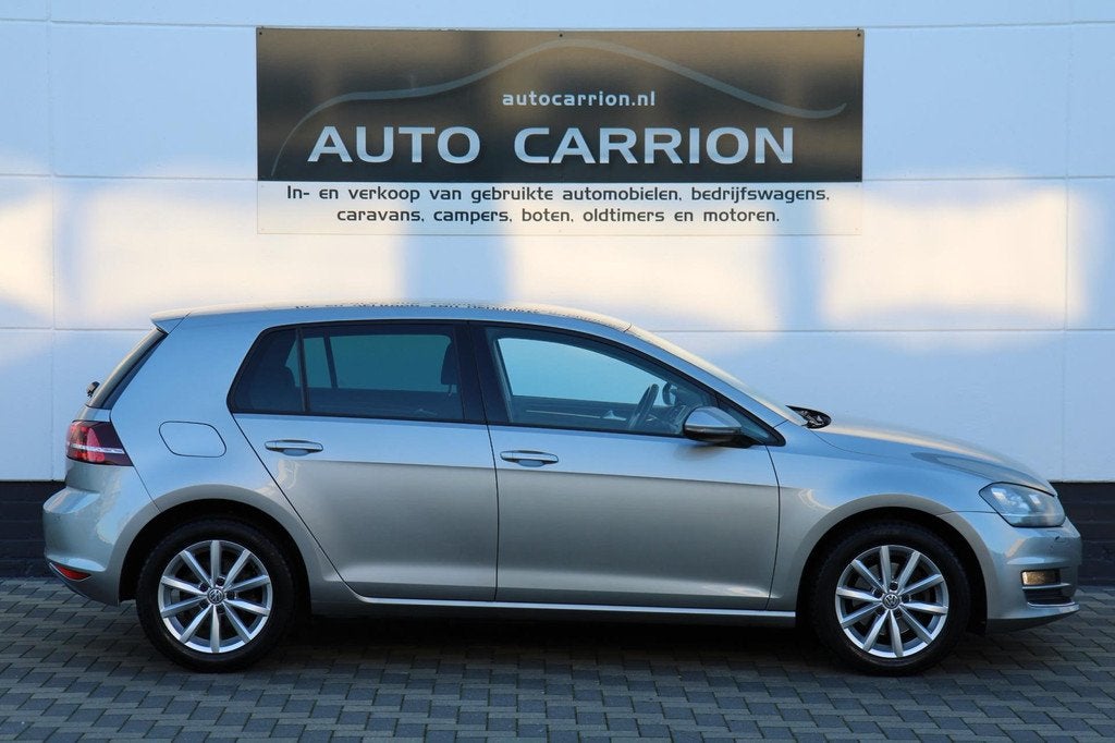 Volkswagen Golf 1.4 TSI Highline Carplay Xenon Dealer Ond !, Auto's, Voorwielaandrijving, Euro 5, Stof, Gebruikt