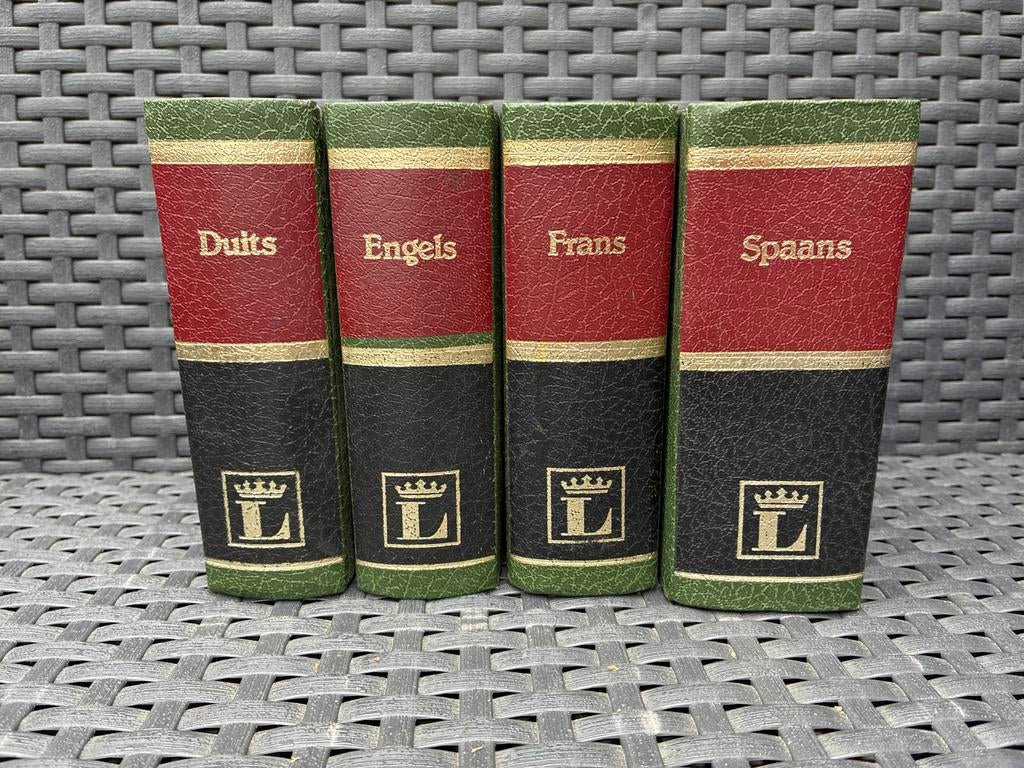 Lekturama Woordenboeken: Duits, Engels, Frans, Spaans, Boeken, Woordenboeken, Ophalen of Verzenden, Gelezen, Overige uitgevers