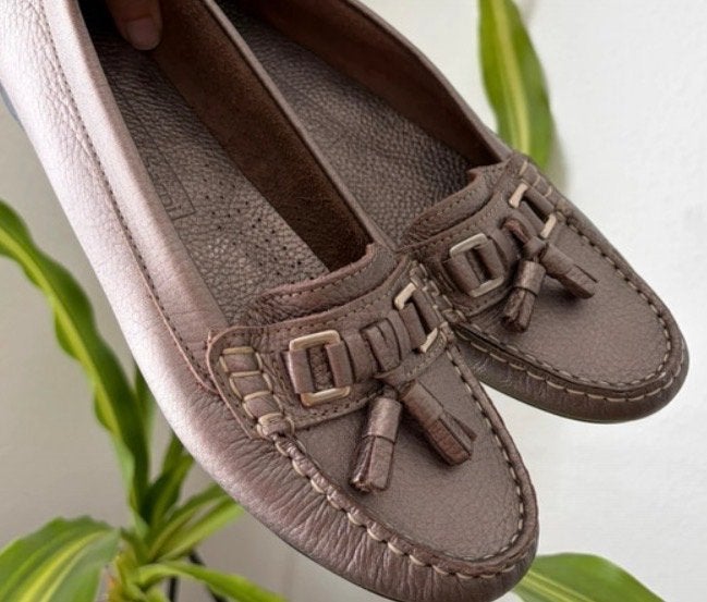 Laura di Sarpi  brons Metallic Instappers - Maat 39, Ophalen of Verzenden, Zo goed als nieuw, Bruin, Instappers