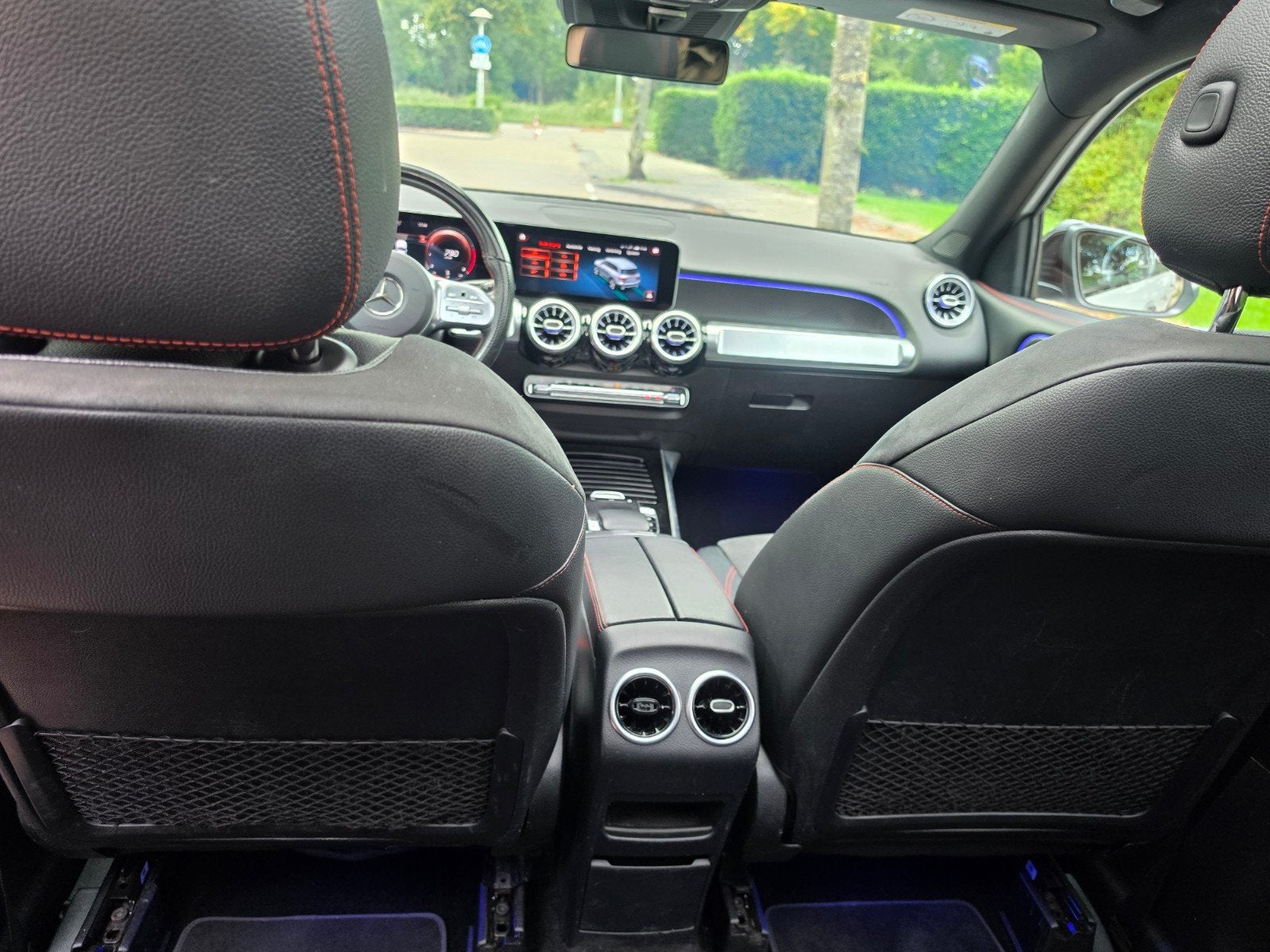 Foto 9 van Mercedes GLB 200 7pers/zits AMG-pakket vol opties!