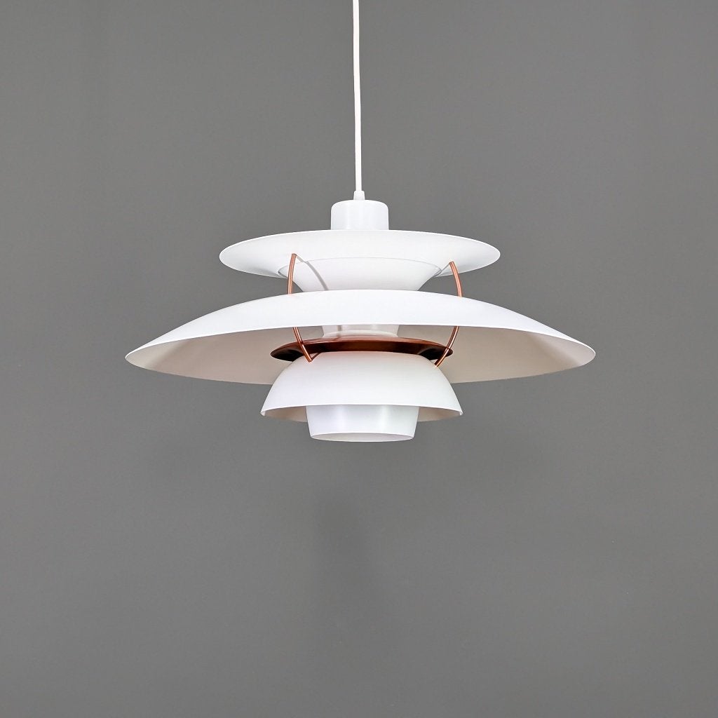 Louis Poulsen PH 5 hanglamp – wit met koper – Ø50cm, Scandinavisch design, Zo goed als nieuw, Metaal, E27 (groot)