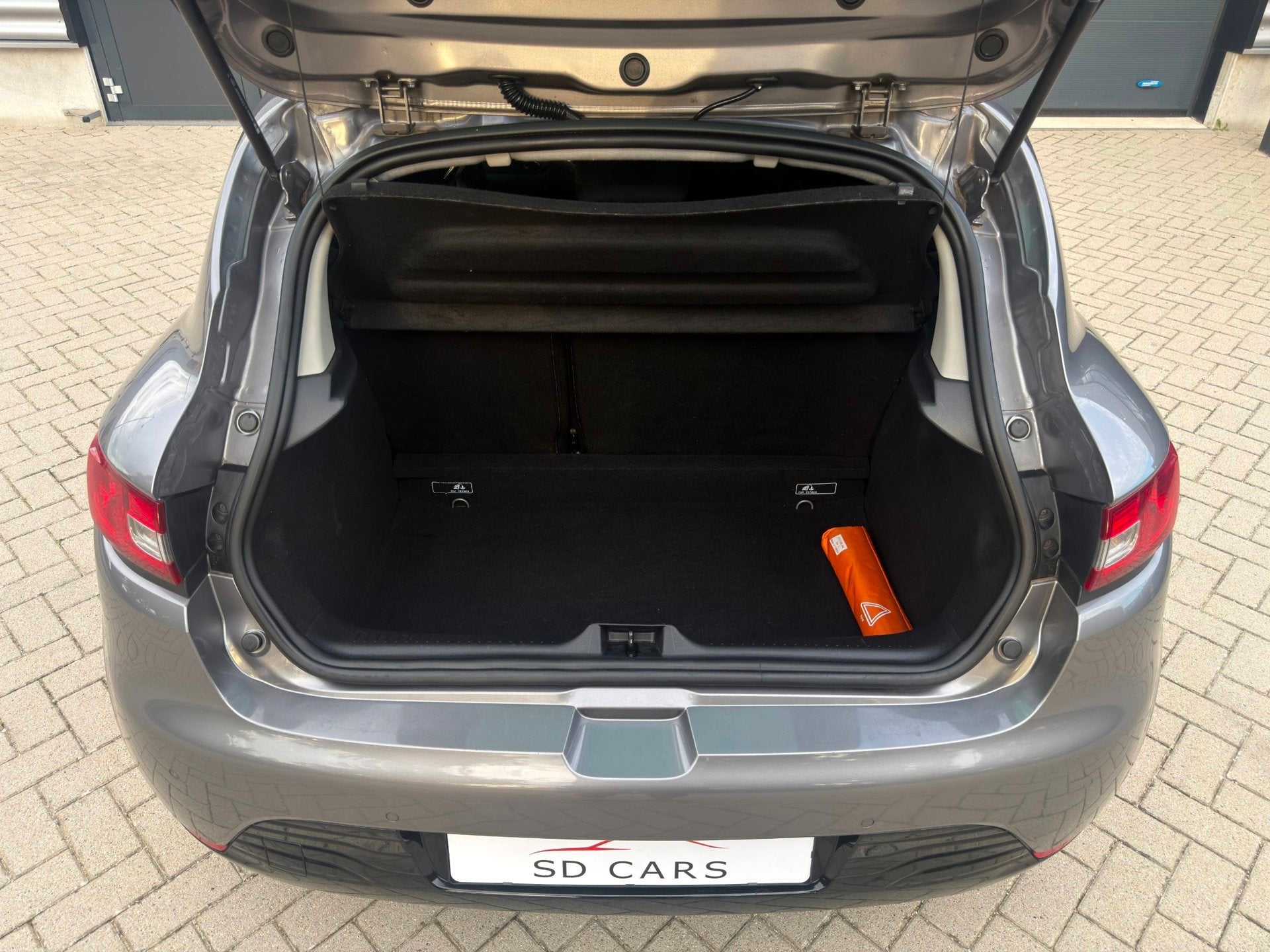 Foto 22 van Renault Clio 0.9 TCe ECO Night&Day|Airco|Navi|Cruise|APK nw