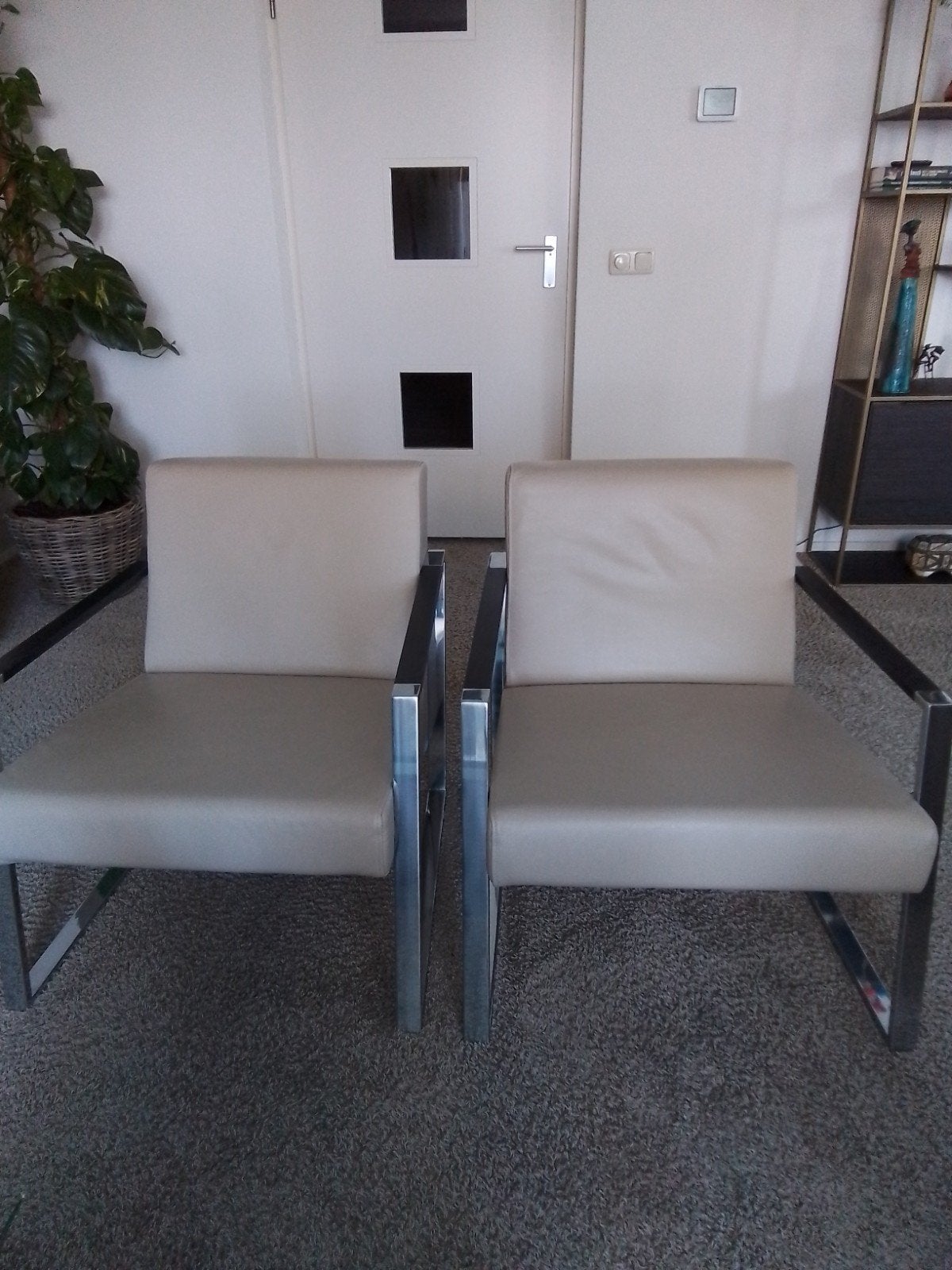 Harvink fauteuils, systeem Banjer, leder kleur kiezel., Ophalen, Gebruikt, Twee, Overige kleuren