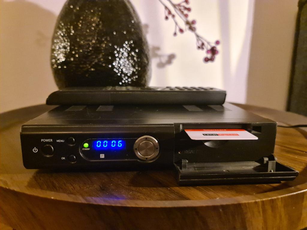 Philips M7 Sat807 Satellietontvanger met Afstandsbediening, Audio, Tv en Foto, Ophalen, Gebruikt, Decoder