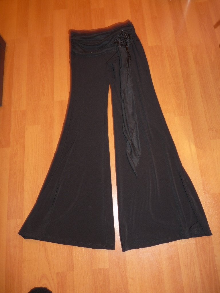 Prachtige zwarte soepele broek met elastiek - S - Nieuw, Kleding | Dames, Zwart, Nieuw, Ophalen of Verzenden, Maat 36 (S)