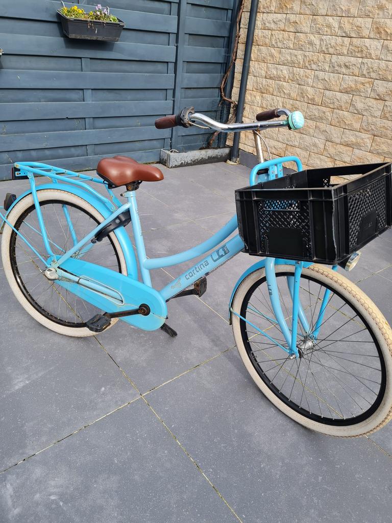 Cortina meisjes fiets 26 inch, Fietsen en Brommers, Ophalen of Verzenden, Zo goed als nieuw, 26 inch of meer