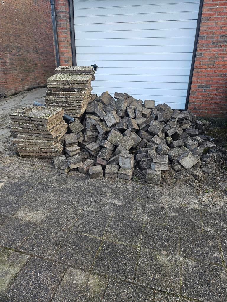 Partij stenen, Tuin en Terras, Tegels en Klinkers, Gebruikt, Klinkers, Beton, 10 m² of meer, Ophalen