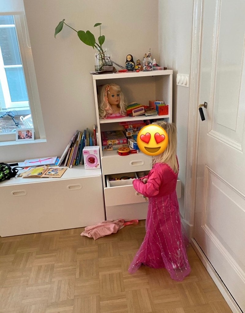 Kindermeubel Småstad Ikea Boekenkast, speelgoedkist en stoel, Ophalen, Gebruikt, 200 cm of meer, 75 – 100