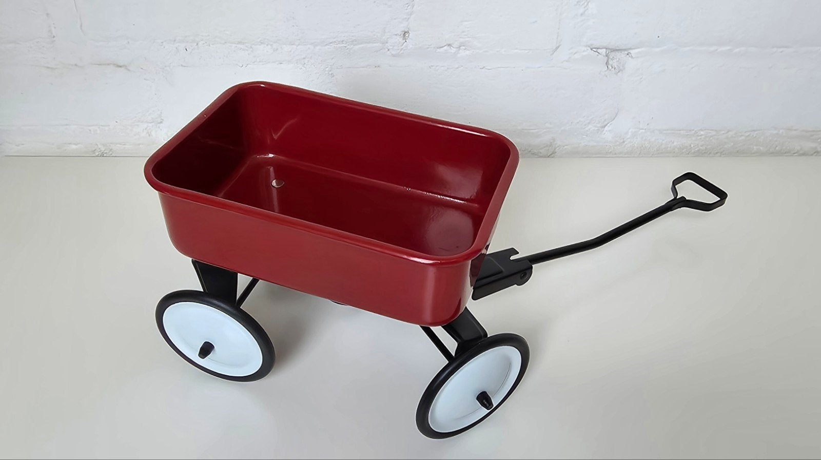 Vintage miniatuur uitvoering van de Radio Flyer bolderwagen, Ophalen of Verzenden, Overige typen