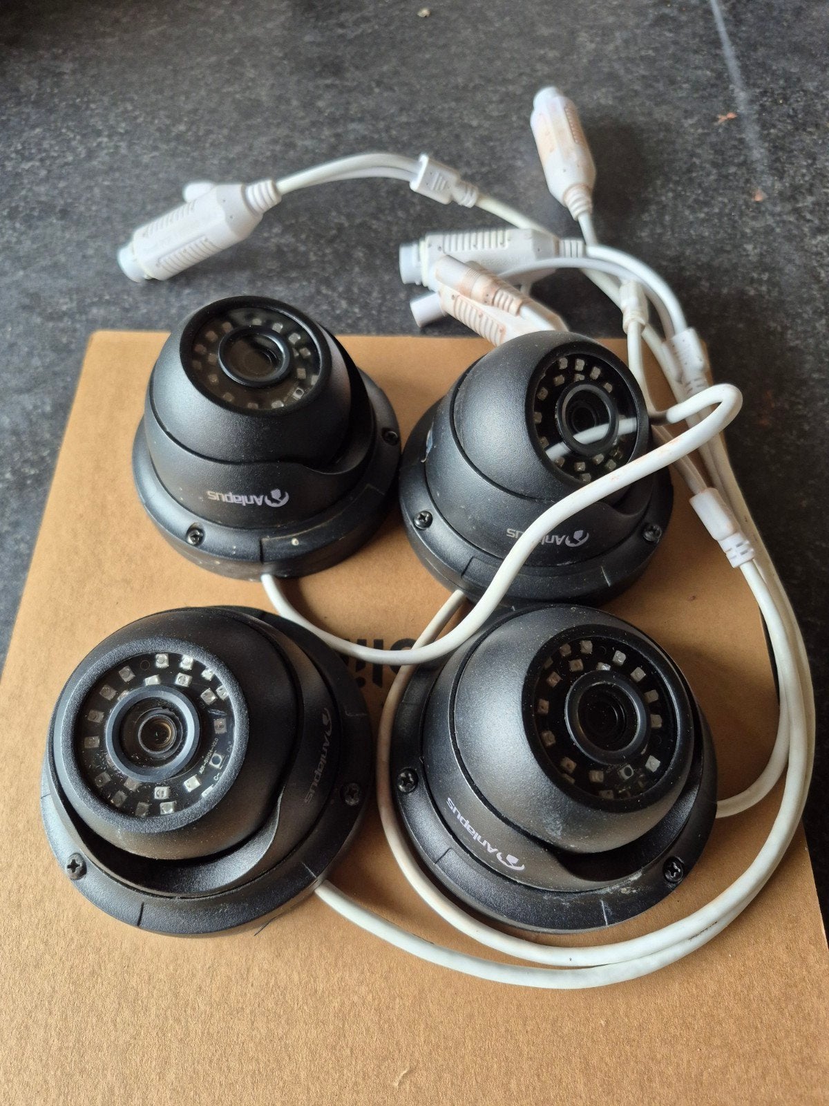 Anlapus DVR PoE Systeem met 4 Camera's en 4x 20m UTP Kabel, Ophalen of Verzenden