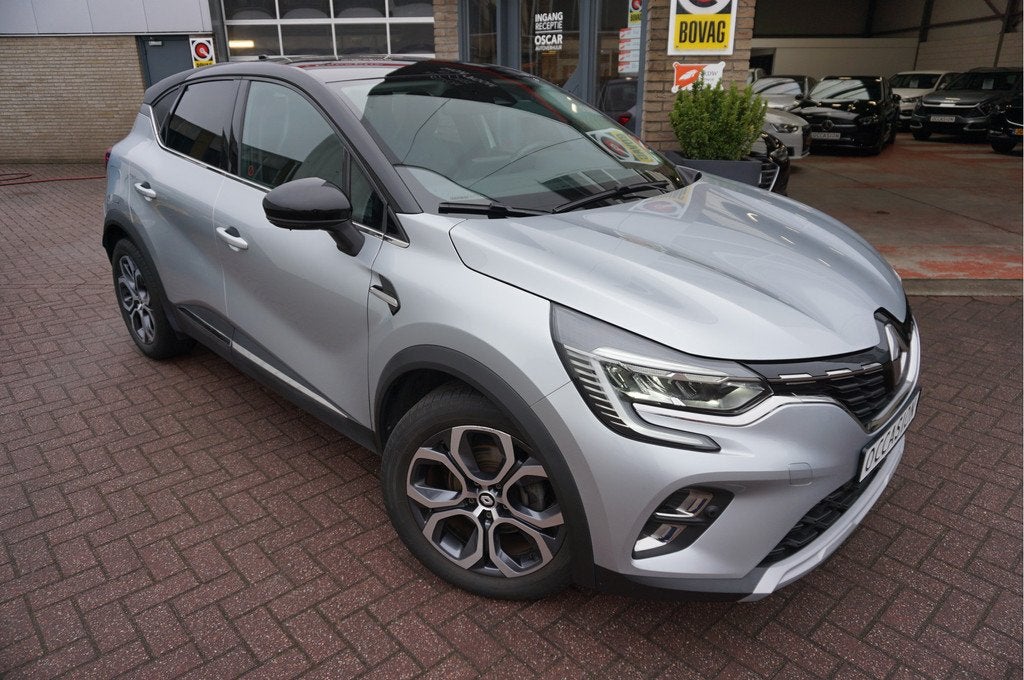 Renault Captur 1.6 E-Tech Plug-in Hybrid 160 Techno, Gebruikt, 4 cilinders, Plug-in hybride, Bedrijf