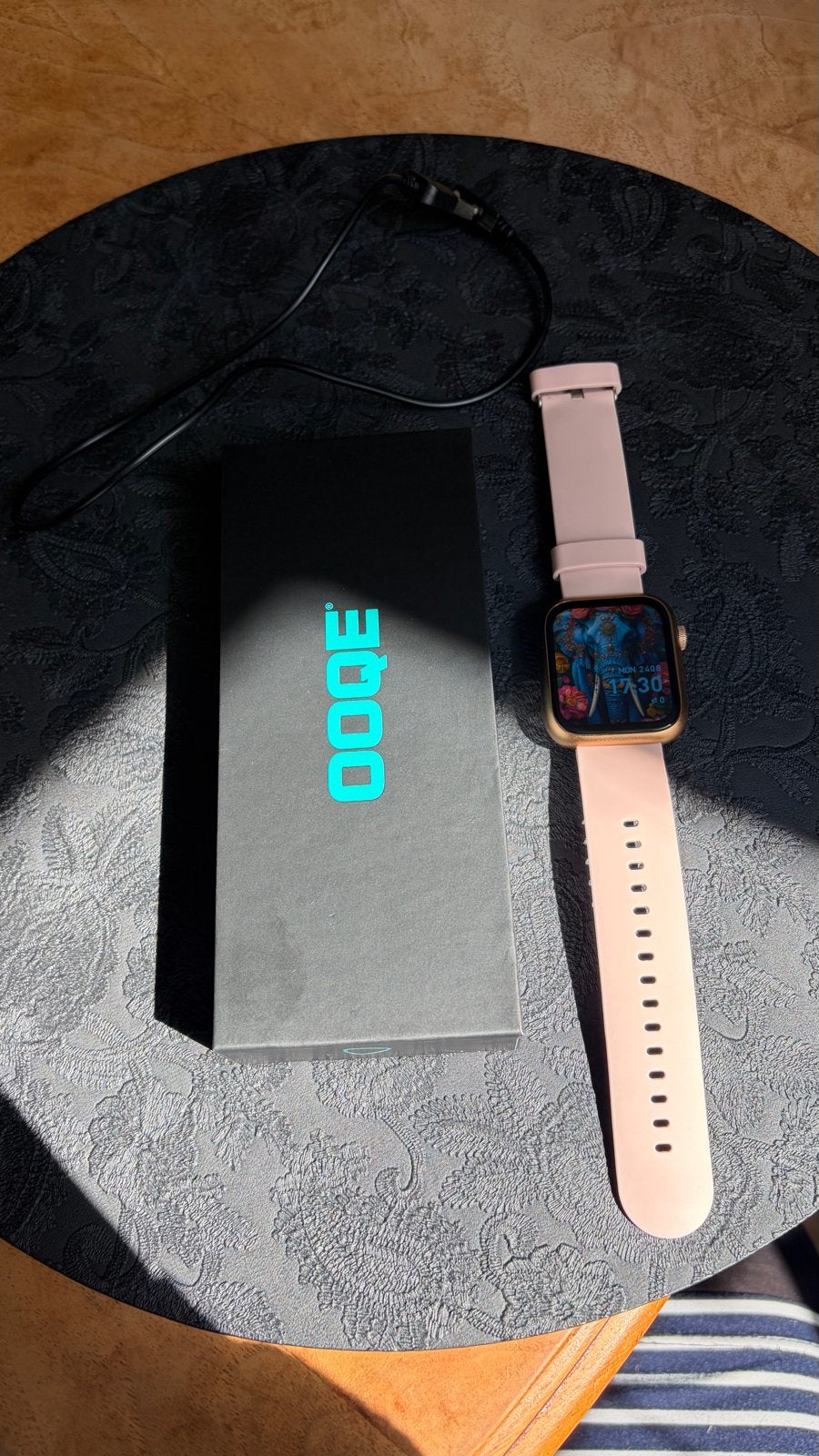 OOQE Watch Pro 7 - Zo goed als nieuw, Ophalen of Verzenden, Conditie, Zo goed als nieuw, Roze