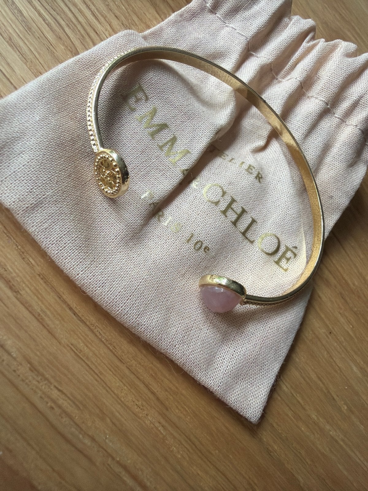 Emma & Chloé gouden armband met roze steen, Overige materialen, Nieuw, Ophalen of Verzenden, Roze
