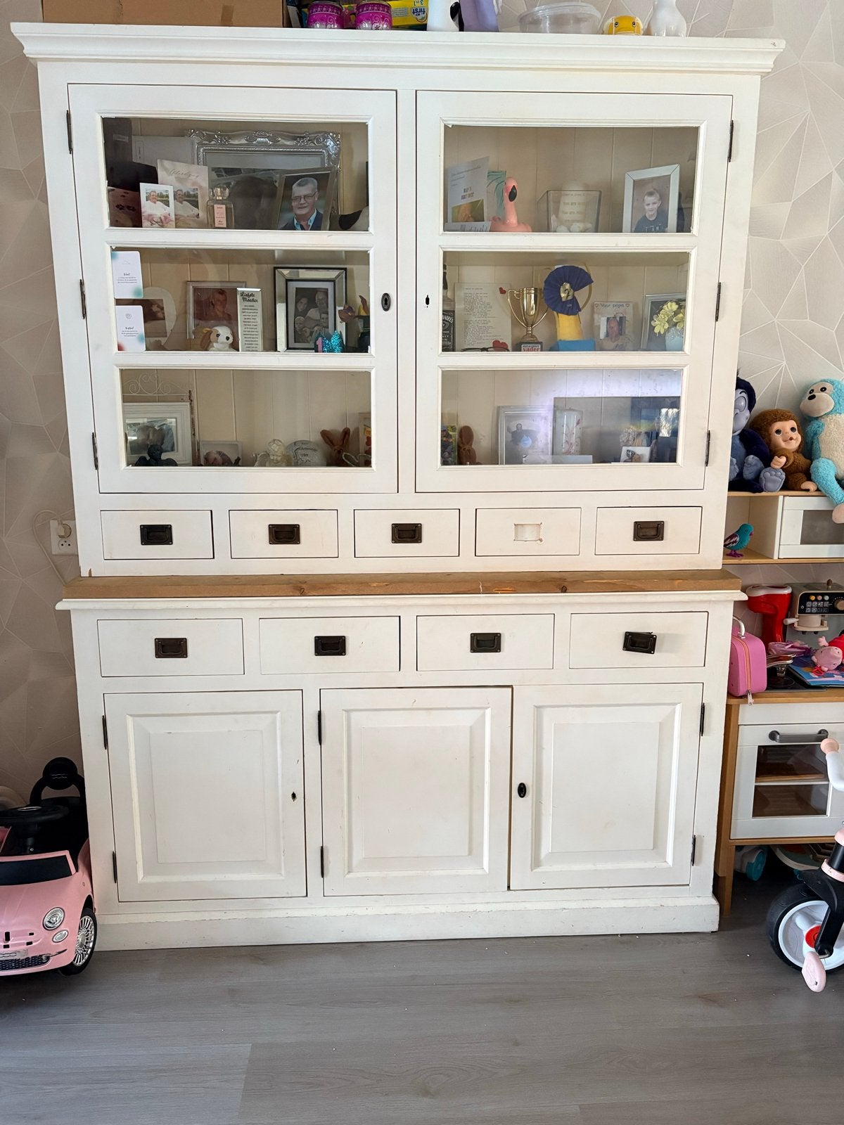 Gratis buffetkast met gebruikersschade - snel ophalen!, Huis en Inrichting, Kasten | Buffetkasten, Ophalen, Gebruikt, 150 tot 200 cm