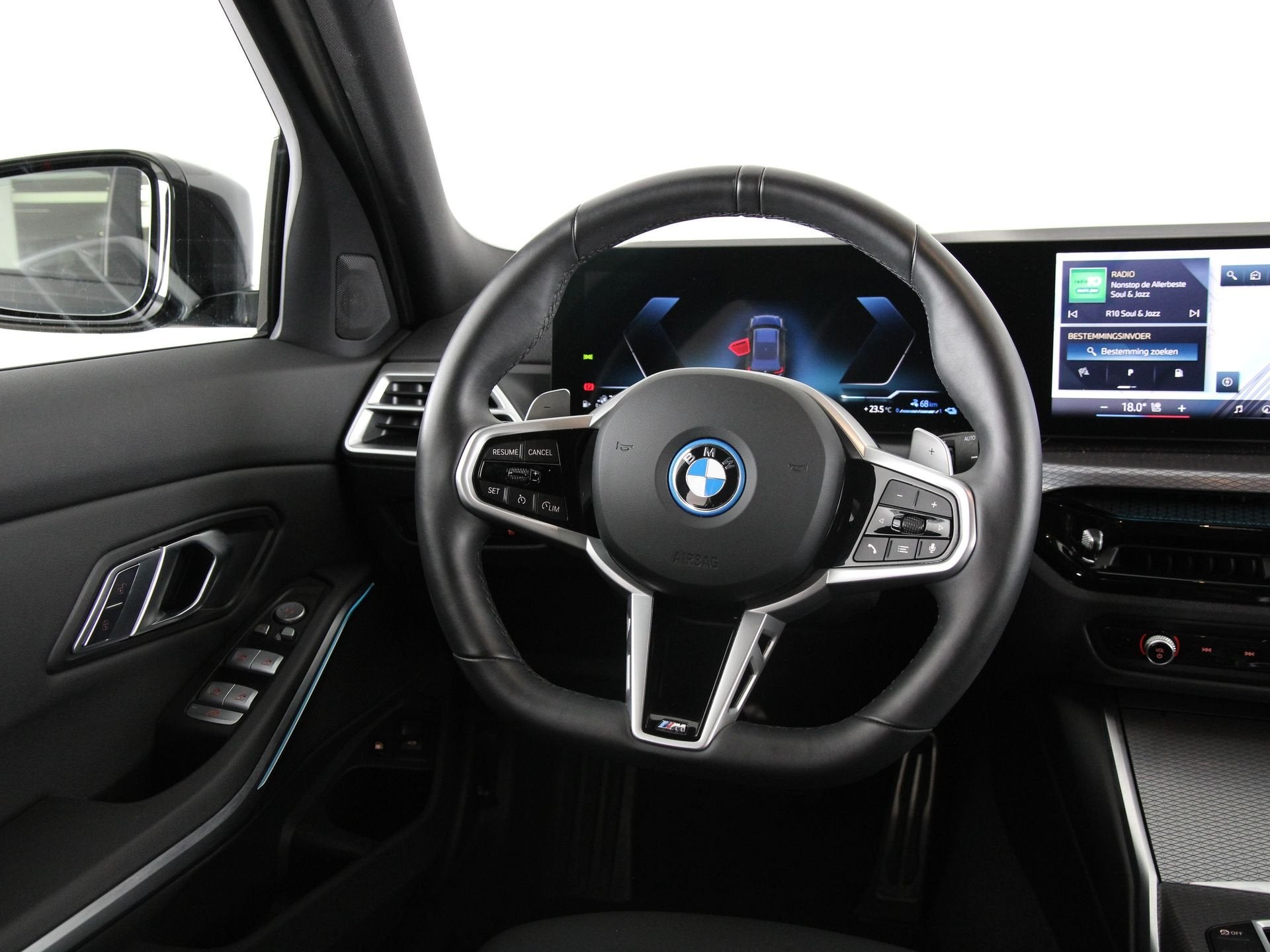 BMW 3 Serie Touring 330e M-Sport SoH 100% (bj 2026), Auto's, Achterwielaandrijving, Gebruikt, 4 cilinders, Met garantie (alle)