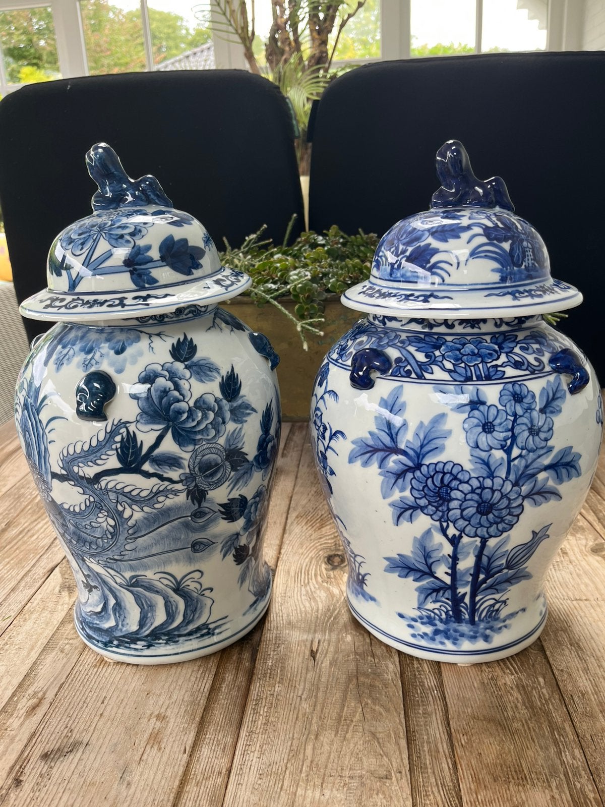 Chinese dekselvazen met foo hond, Ophalen