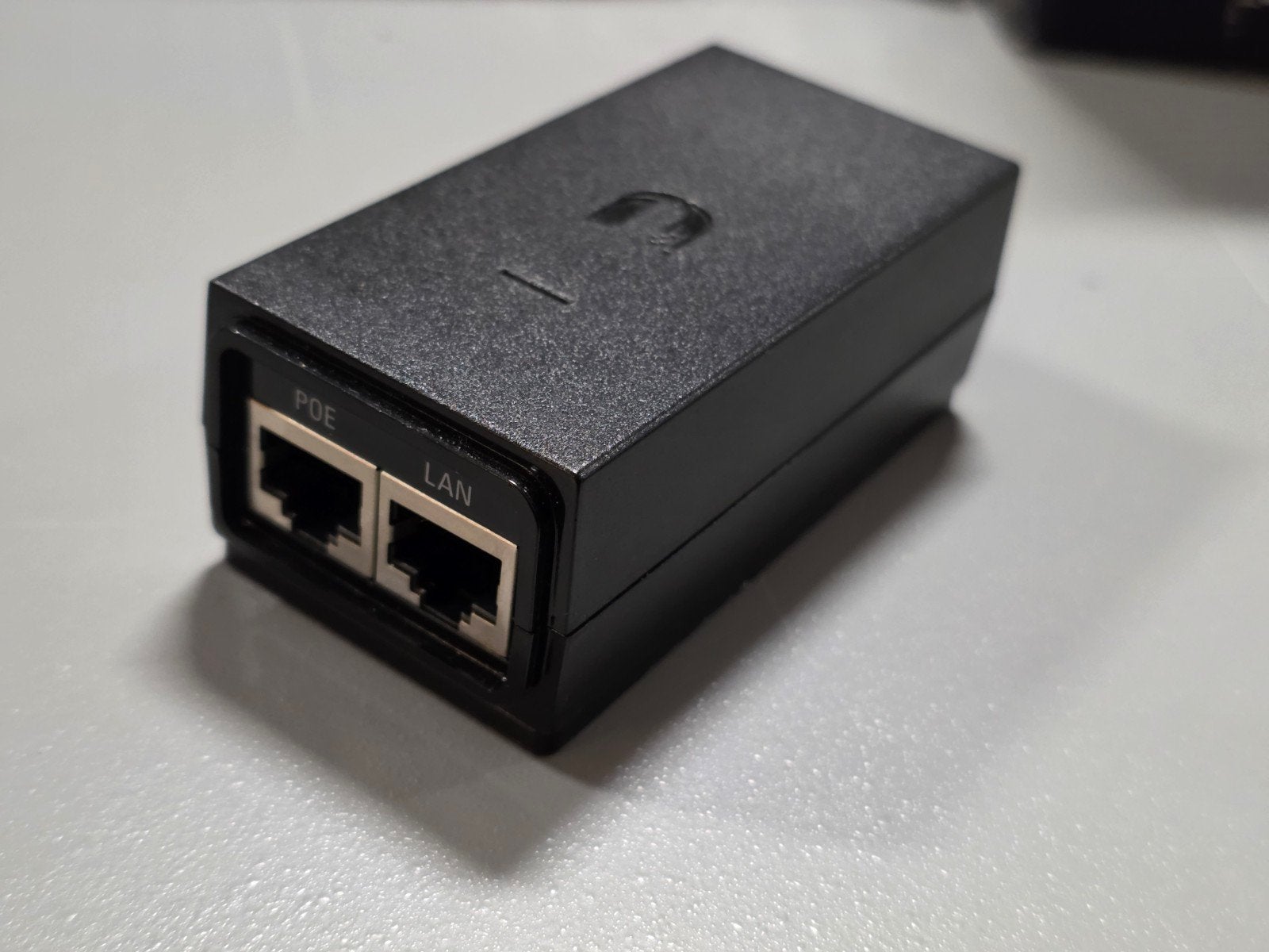 Ubiquiti Networks PoE Injector 24V 0.5A Gigabit, Computers en Software, Overige Computers en Software, Gebruikt, Ophalen of Verzenden