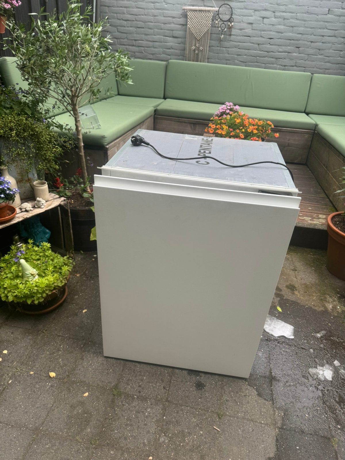 Goed werkende inbouw koelkast, Ophalen, 200 liter of meer, Met aparte vriezer, 160 cm of meer