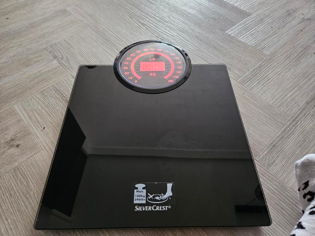 SilverCrest Personenweegschaal - Digitaal, Max 180kg, Witgoed en Apparatuur, Weegschalen, Ophalen, 100 kg of meer, Personenweegschaal