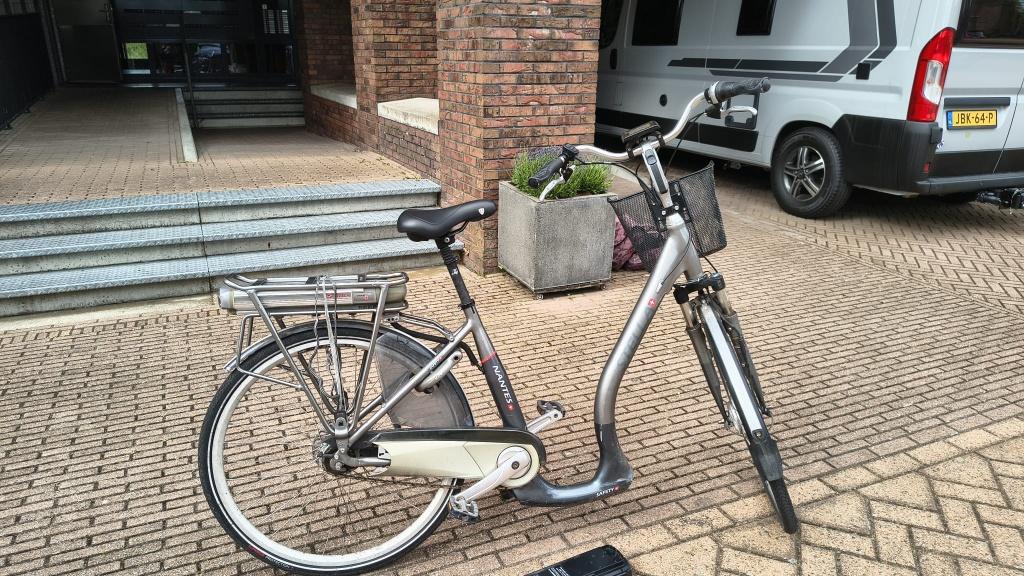Stella Nantes met extra lage opstap en reserve accu, Fietsen en Brommers, Elektrische fietsen, Overige merken, Gebruikt, Ophalen of Verzenden
