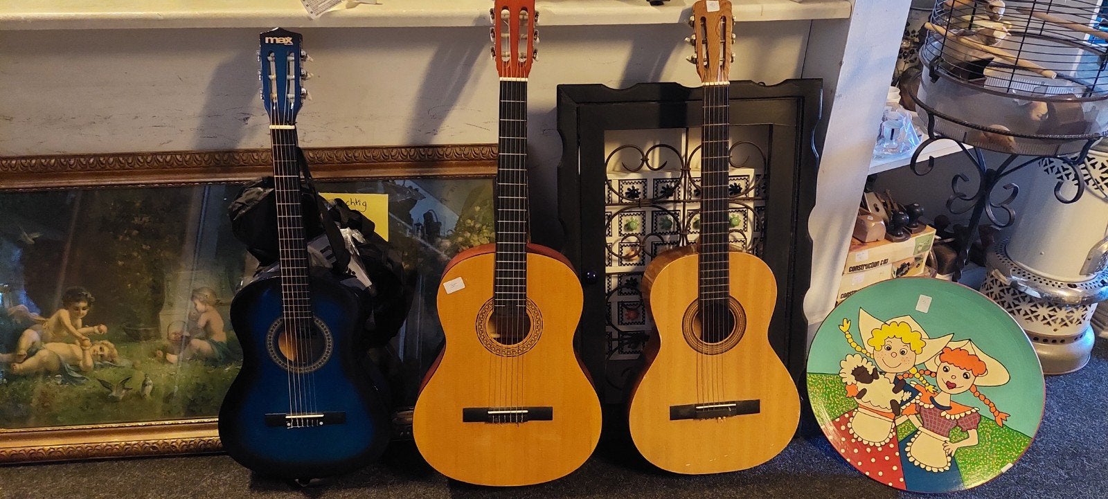 Diverse gitaren en een ukelele te koop, Ophalen of Verzenden, Gebruikt, Klassieke of Spaanse gitaar