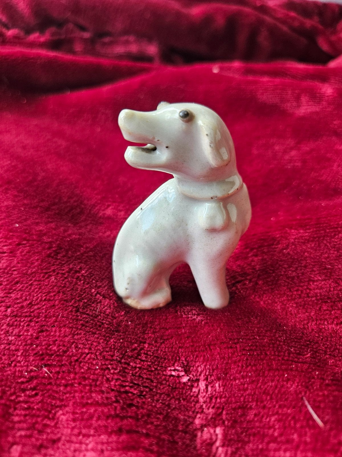 Antiek Chinees Blanc de Chine Porseleinen Hondje, 18e Eeuw, Ophalen of Verzenden