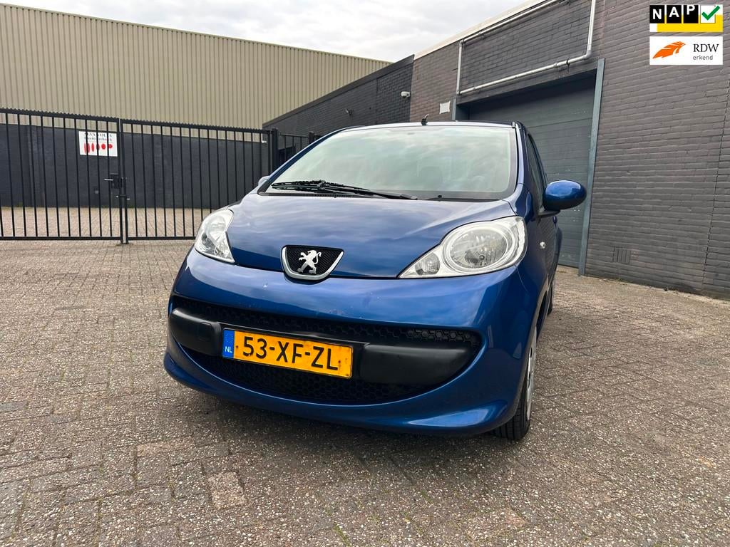 Peugeot 107 1.0-12V XS Airco Carplay Elek. Pakket Toerentell, Voorwielaandrijving, Stof, Gebruikt, Beige