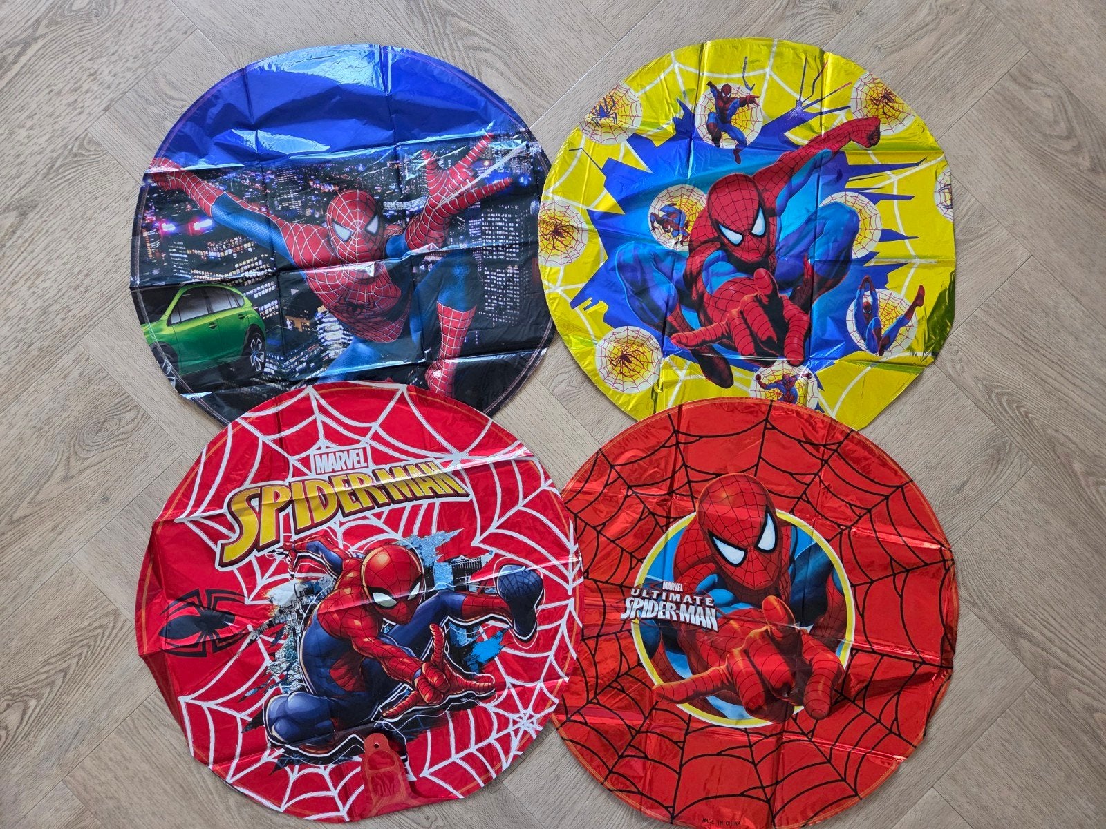 Spiderman  * set van 4 folie ballonnen, Hobby en Vrije tijd, Feestartikelen, Ophalen of Verzenden, Nieuw, Versiering, Verjaardag