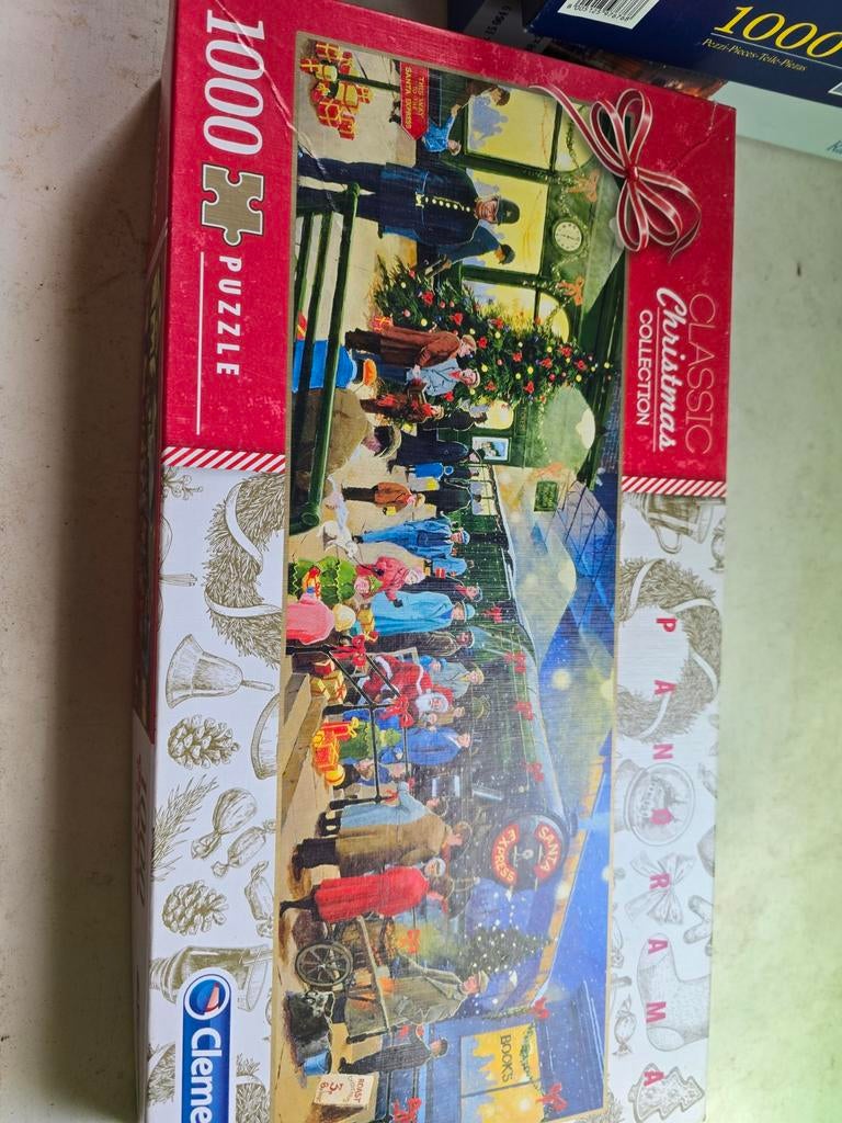 Clementoni Classic Christmas Collection 1000 stukjes, Ophalen of Verzenden, 500 t/m 1500 stukjes, Gebruikt, Legpuzzel