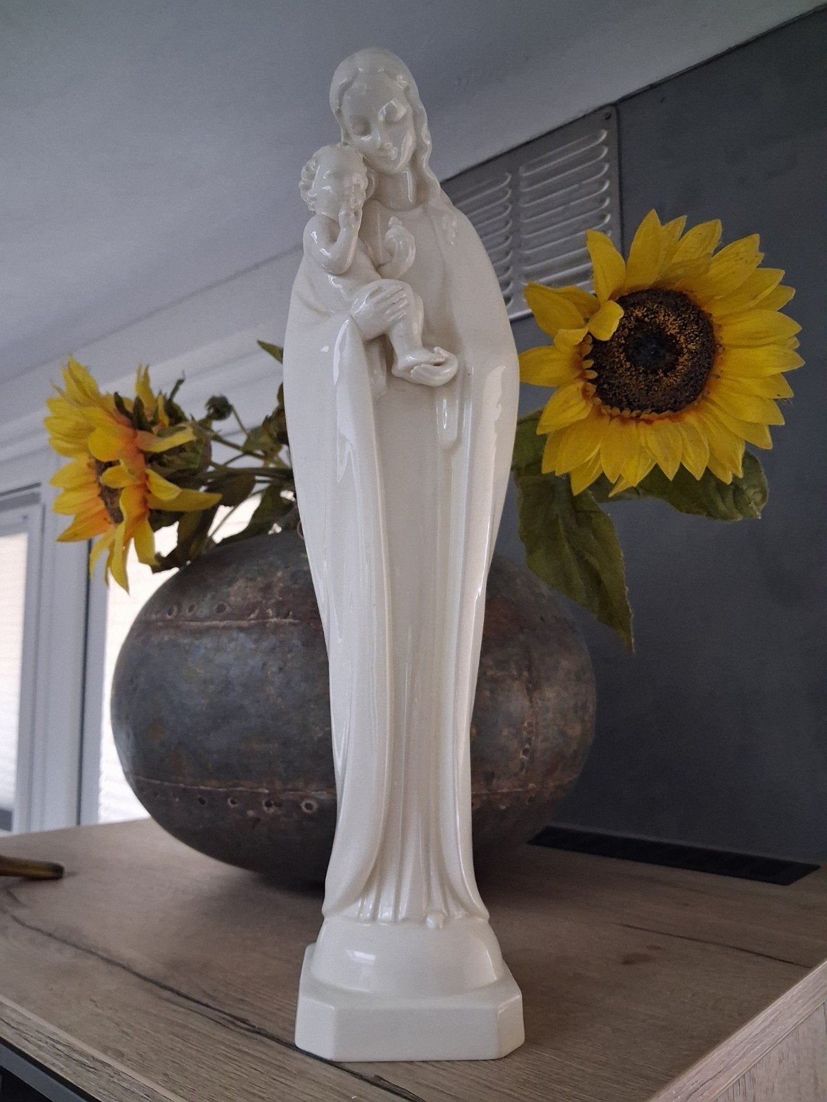 oma's brocante wit porseleinen hummel maria beeld, Ophalen, Gebruikt, Hummel